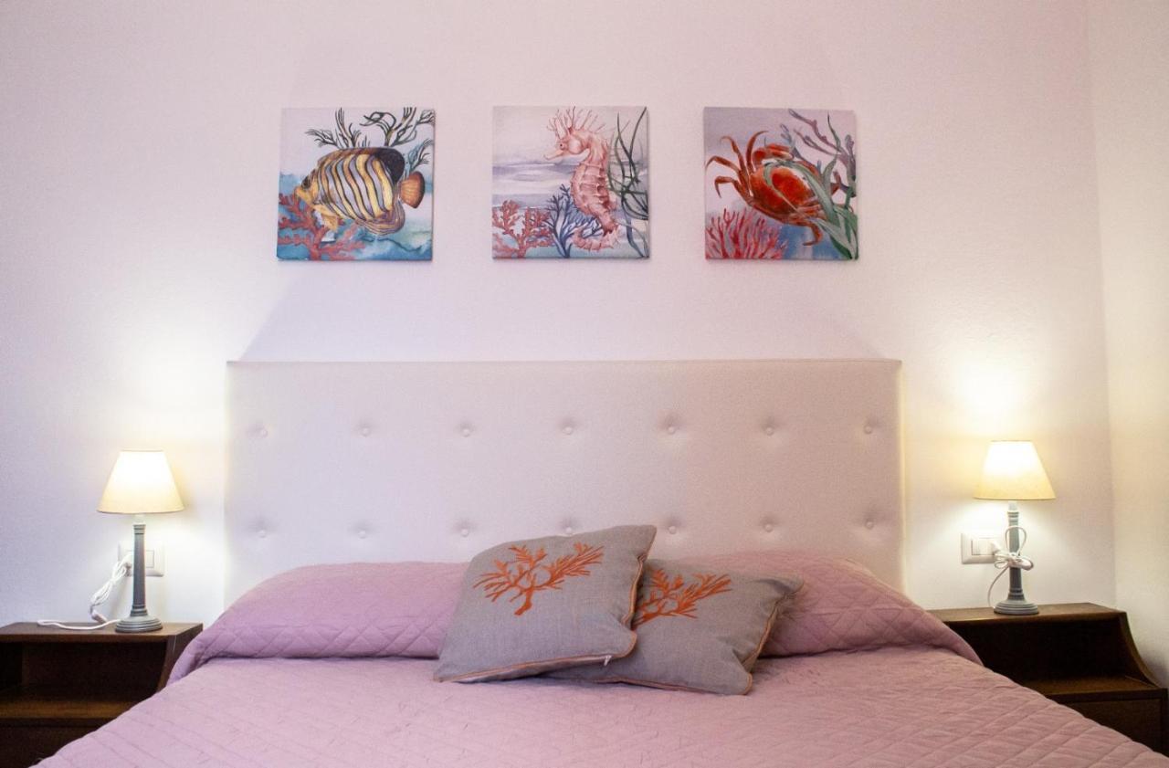 Stella Guest House Santa Teresa Gallura Buitenkant foto