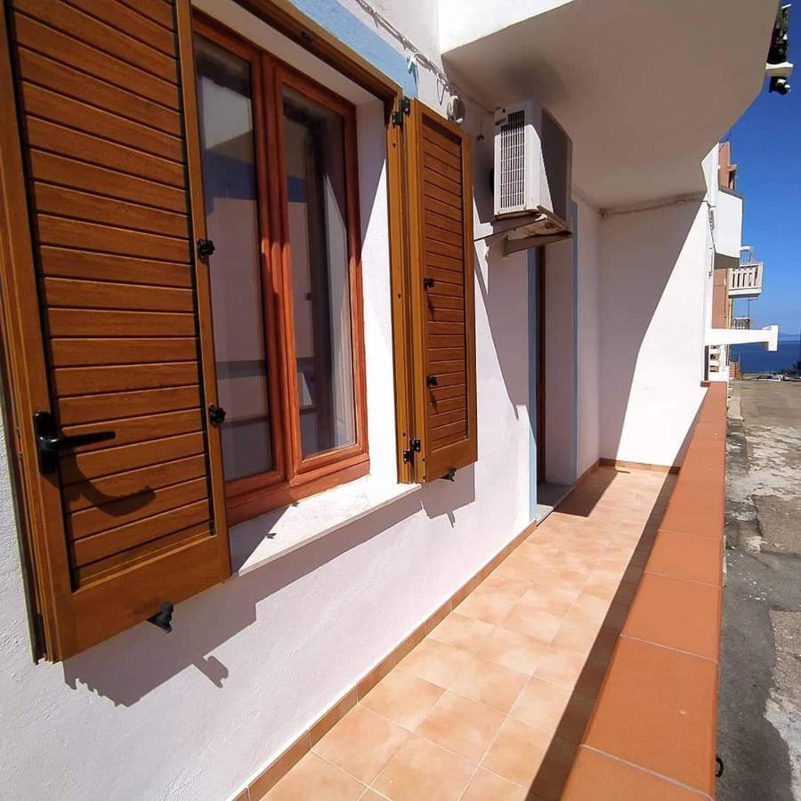 Stella Guest House Santa Teresa Gallura Buitenkant foto